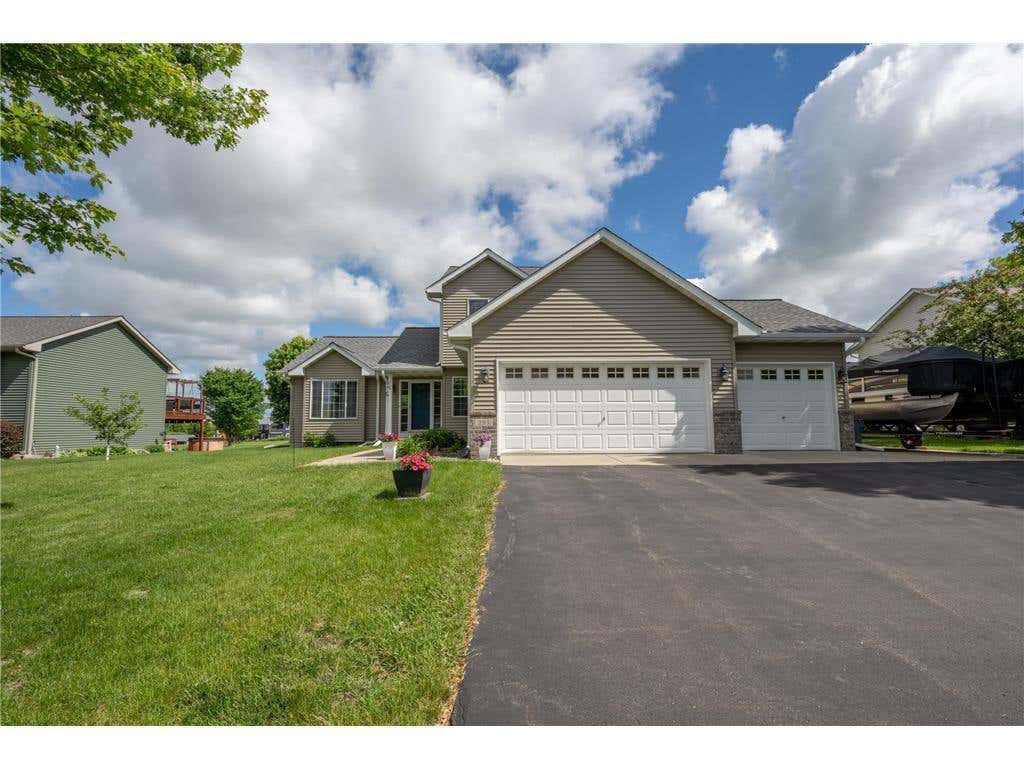 Photo of 293 Birch STREET, Baldwin, WI 54002 (MLS # 7099722)
