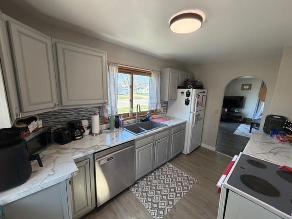 Photo of 421 Wheaton STREET, Chippewa Falls, WI 54729 (MLS # 1600059)