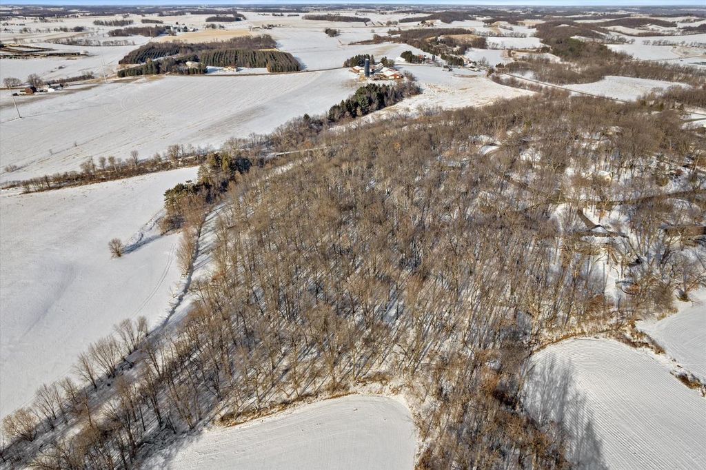 Photo of LT 11 Maple Heights ROAD, Marshall, WI 53559 (MLS # 1950034)