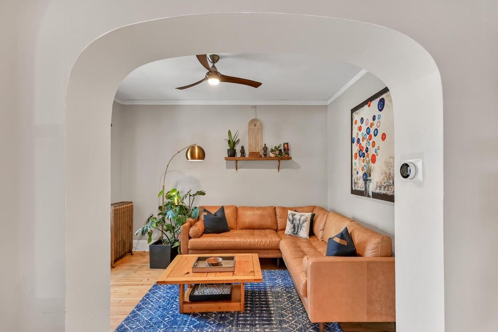 Photo of 3054 N Newhall STREET, Milwaukee, WI 53211 (MLS # 1945297)