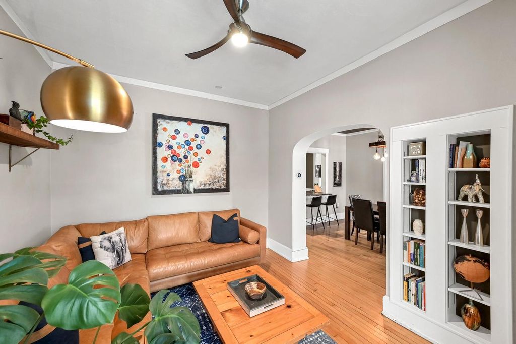 Photo of 3054 N Newhall STREET, Milwaukee, WI 53211 (MLS # 1945297)