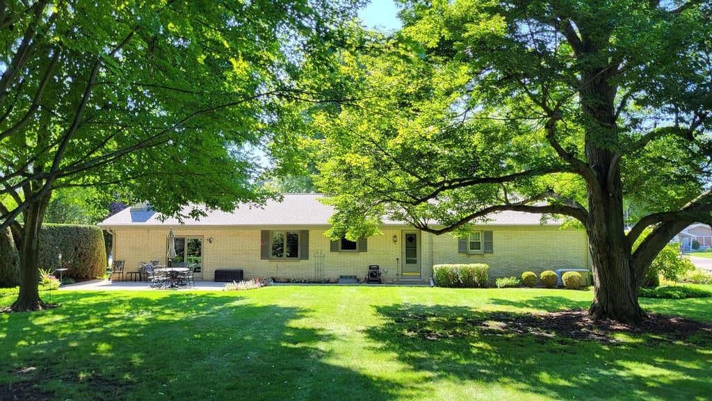 Photo of 3715 Sherrie LANE, Racine, WI 53405 (MLS # 1978017)