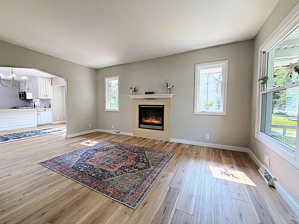 Photo of 1415 W Washington STREET, Appleton, WI 54914 (MLS # 50329939)