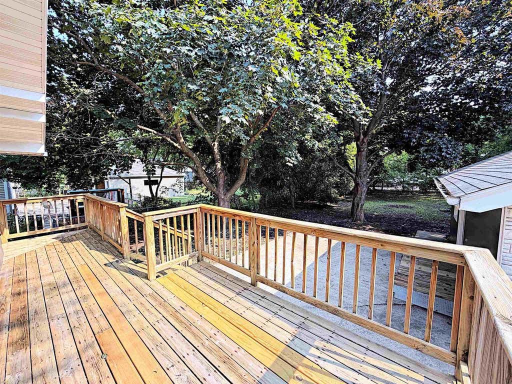 Photo of 1415 W Washington STREET, Appleton, WI 54914 (MLS # 50329939)