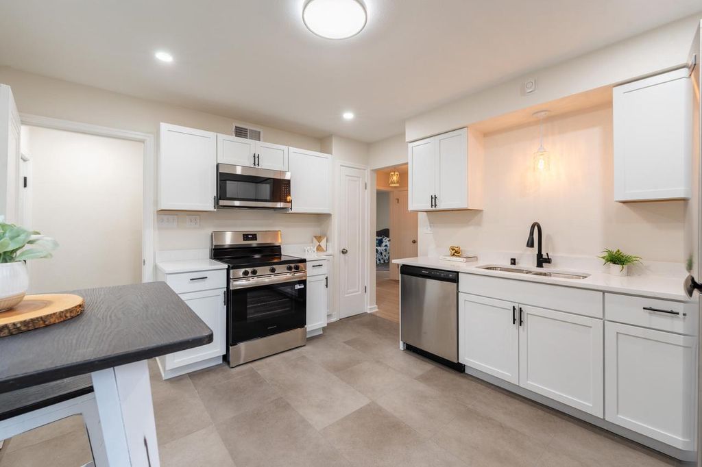 Photo of 4322 N 54th STREET, Milwaukee, WI 53216 (MLS # 1939634)