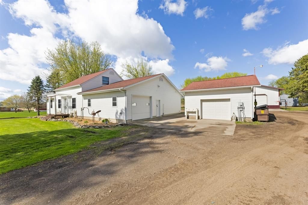 Photo of 553 County Road D, Elmwood, WI 54740 (MLS # 1600618)