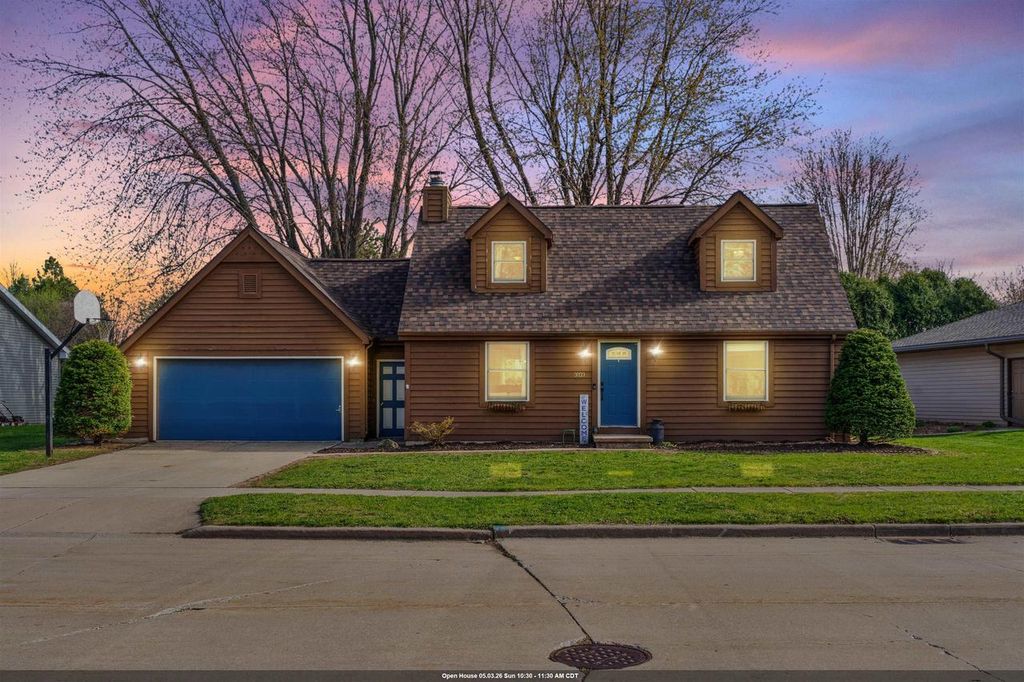 Photo of 3033 E Canary STREET, Appleton, WI 54915 (MLS # 50324345)