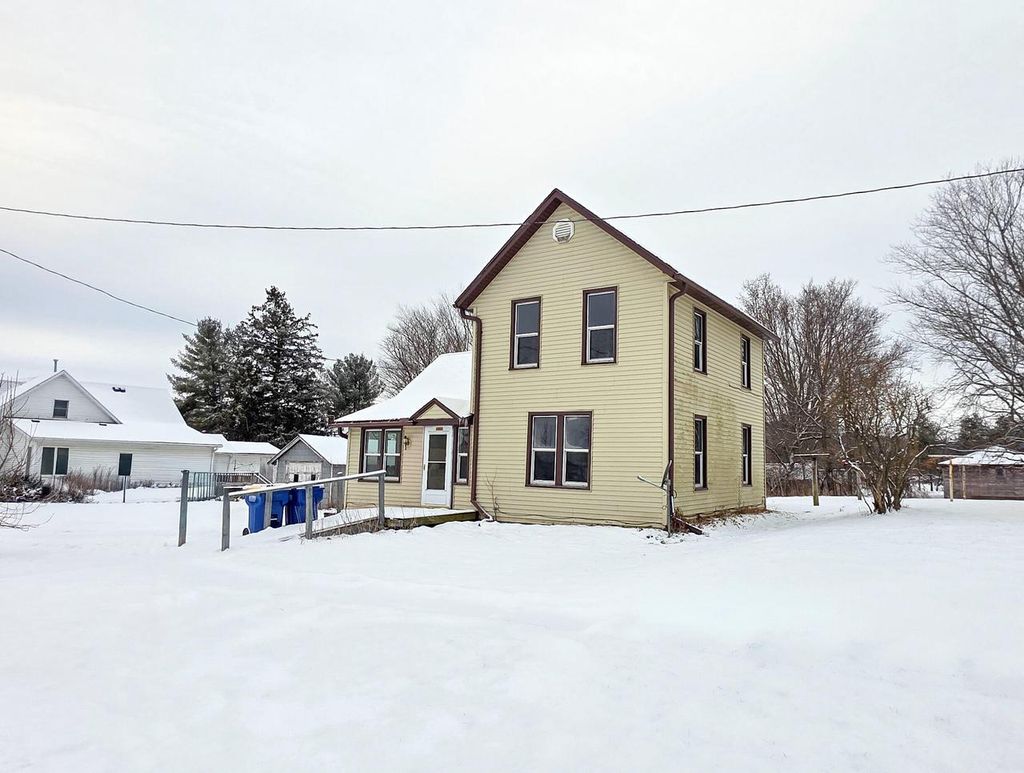 Photo of 319 N Washington STREET, Viola, WI 54664 (MLS # 1946106)