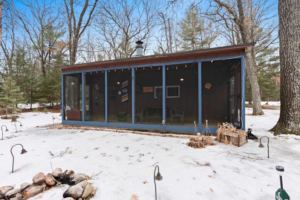 Photo of N7116 W Lake Crest DRIVE, Shawano, WI 54166 (MLS # 50321931)