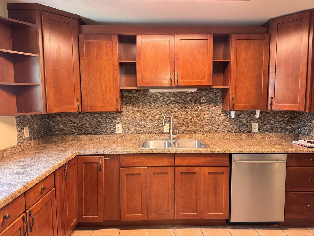 Photo of 812 S Washington STREET, Waupaca, WI 54981 (MLS # 50320730)