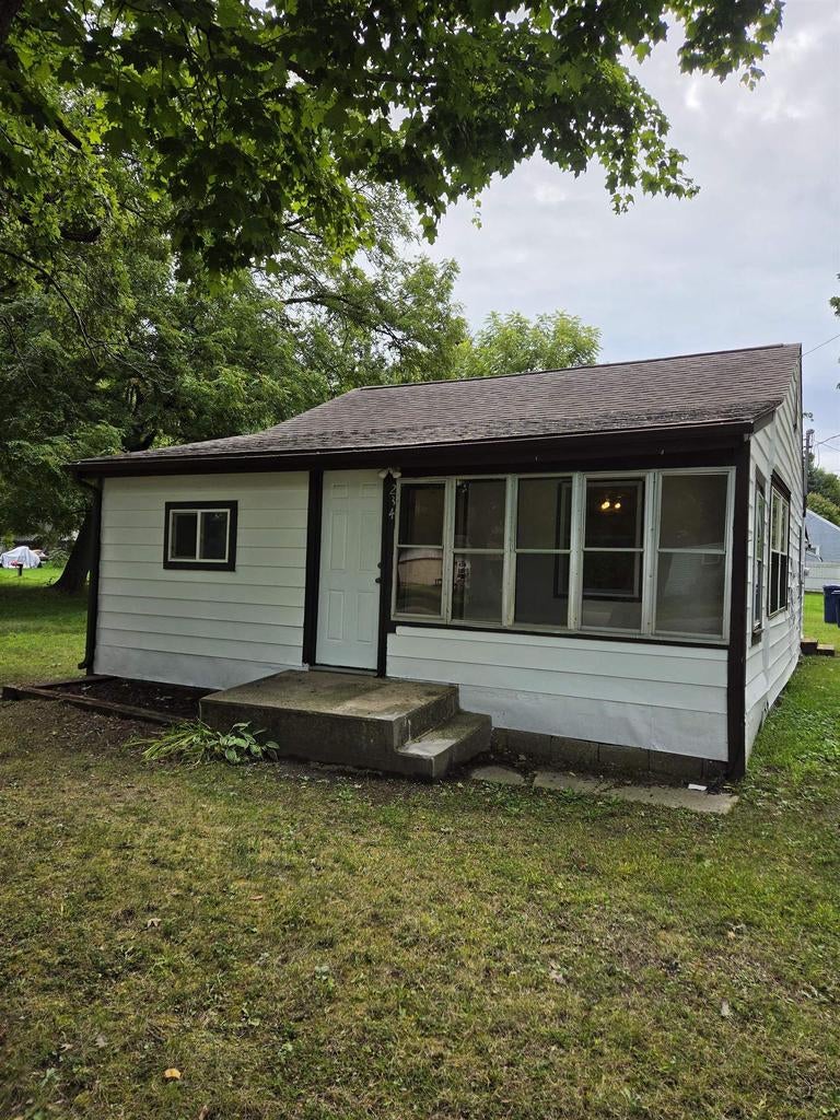 Photo of 234 E South AVENUE, Beloit, WI 53511 (MLS # 2033114)