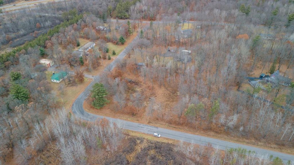 Photo of 1376 Horseshoe DRIVE, Kronenwetter, WI 54455 (MLS # 22600141)