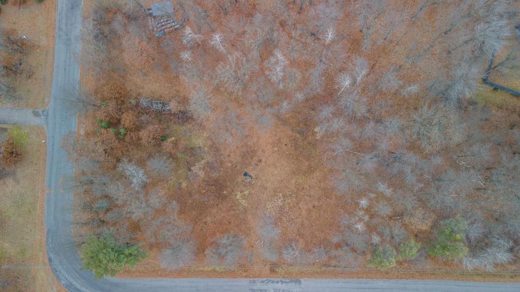 Photo of 1376 Horseshoe DRIVE, Kronenwetter, WI 54455 (MLS # 22600141)