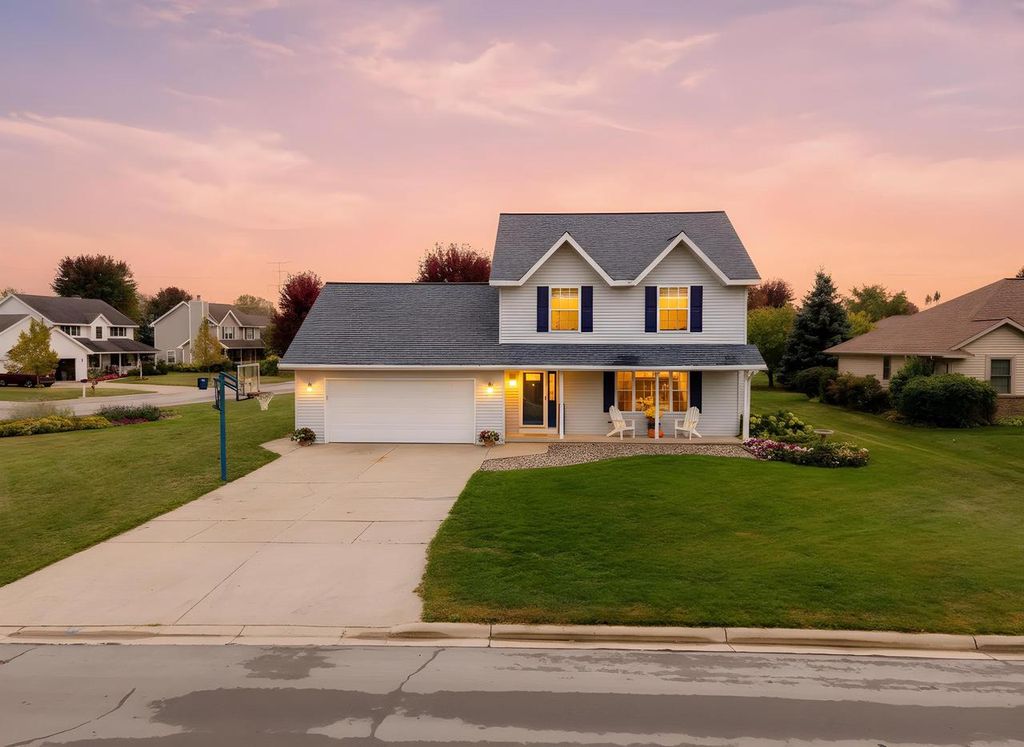 Photo of 2094 Stone Silo CIRCLE, De Pere, WI 54115 (MLS # 50316809)