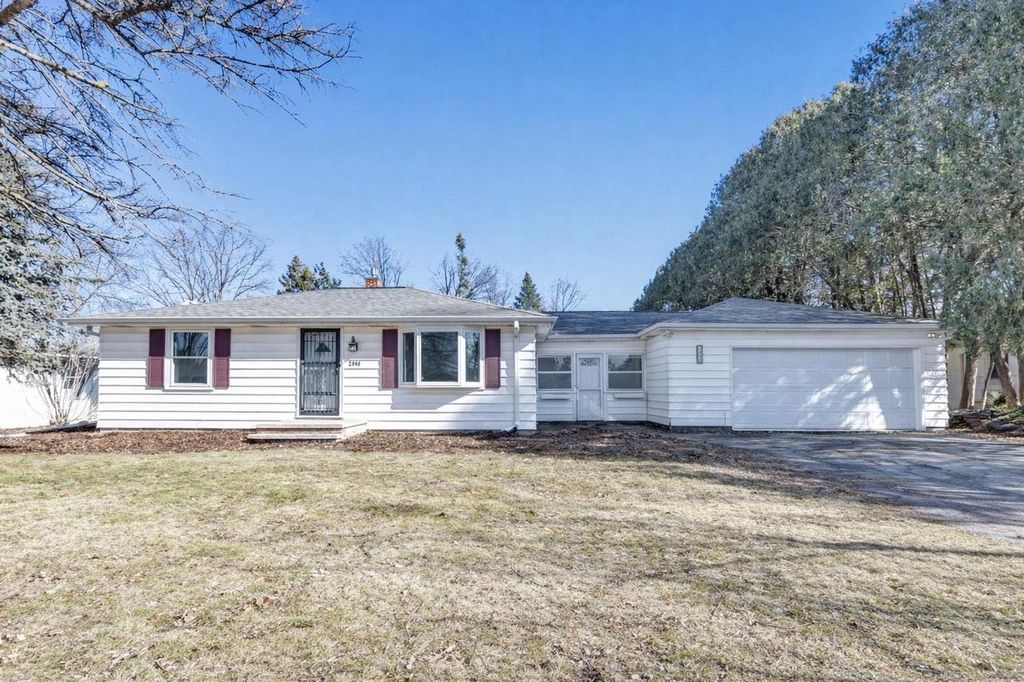 Photo of 2940 N Oneida STREET, Appleton, WI 54911 (MLS # 50321787)