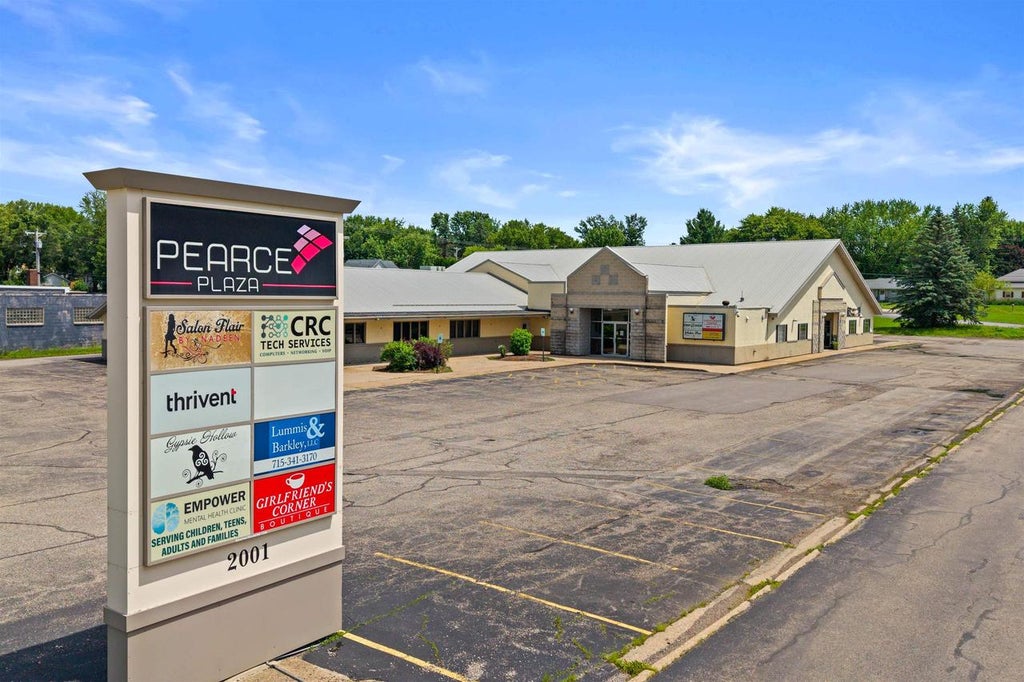 Photo of 2001 S Central AVENUE #Suite G, Marshfield, WI 54449 (MLS # 22605362)