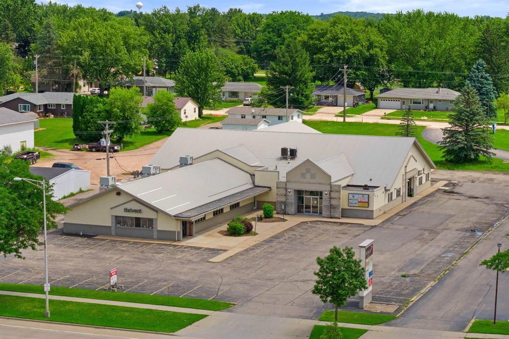 Photo of 2001 S Central AVENUE #Suite G, Marshfield, WI 54449 (MLS # 22605362)