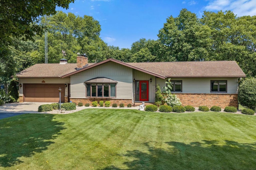 Photo of S2970 Golf Course ROAD, Reedsburg, WI 53959 (MLS # 2029300)