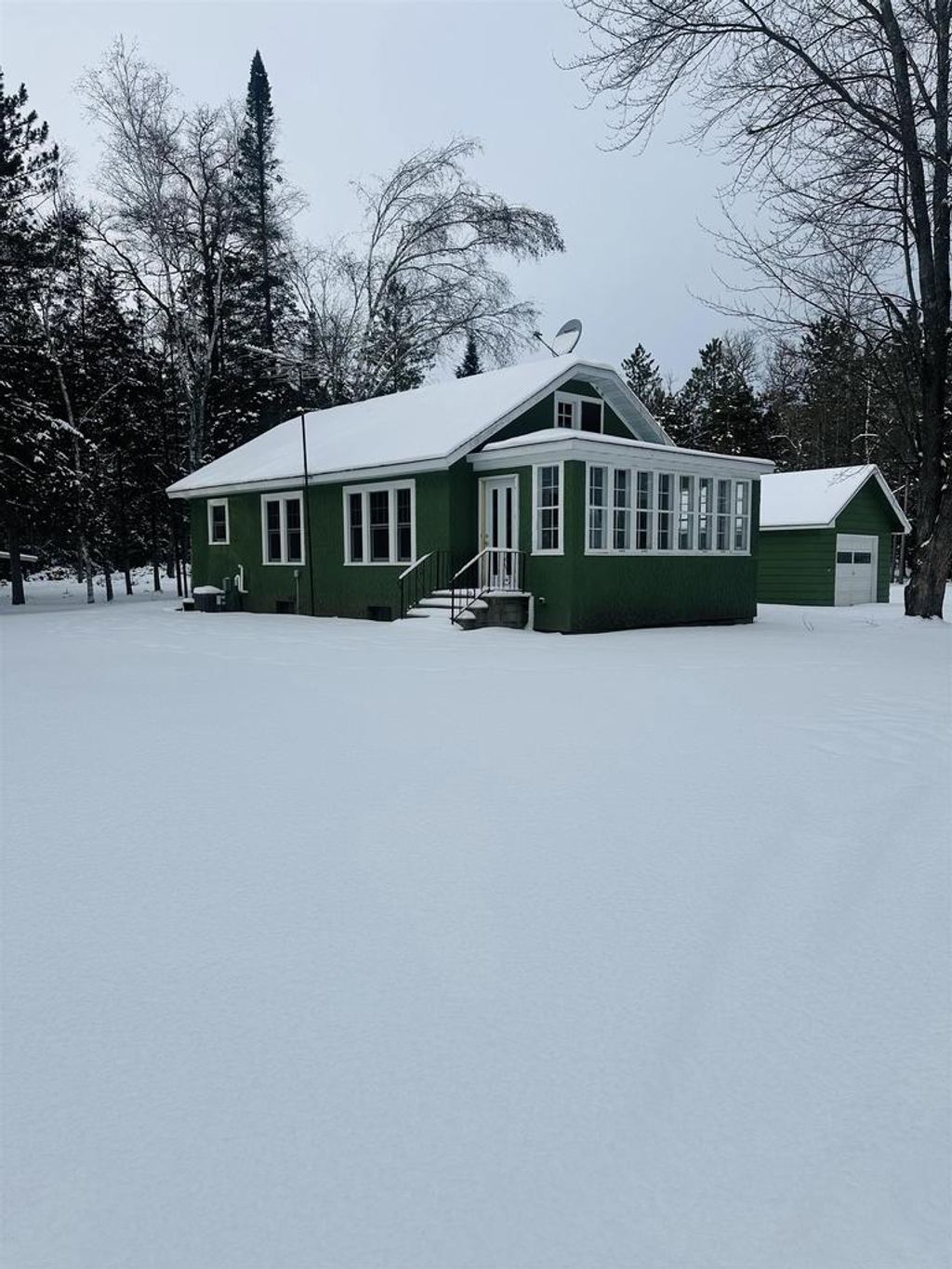 Photo of W11944 Parkway ROAD, Crivitz, WI 54114 (MLS # 50316562)