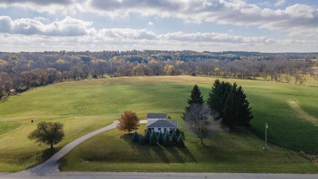 Photo of W14390 State Rd 23-49, Ripon, WI 54971 (MLS # 50317830)