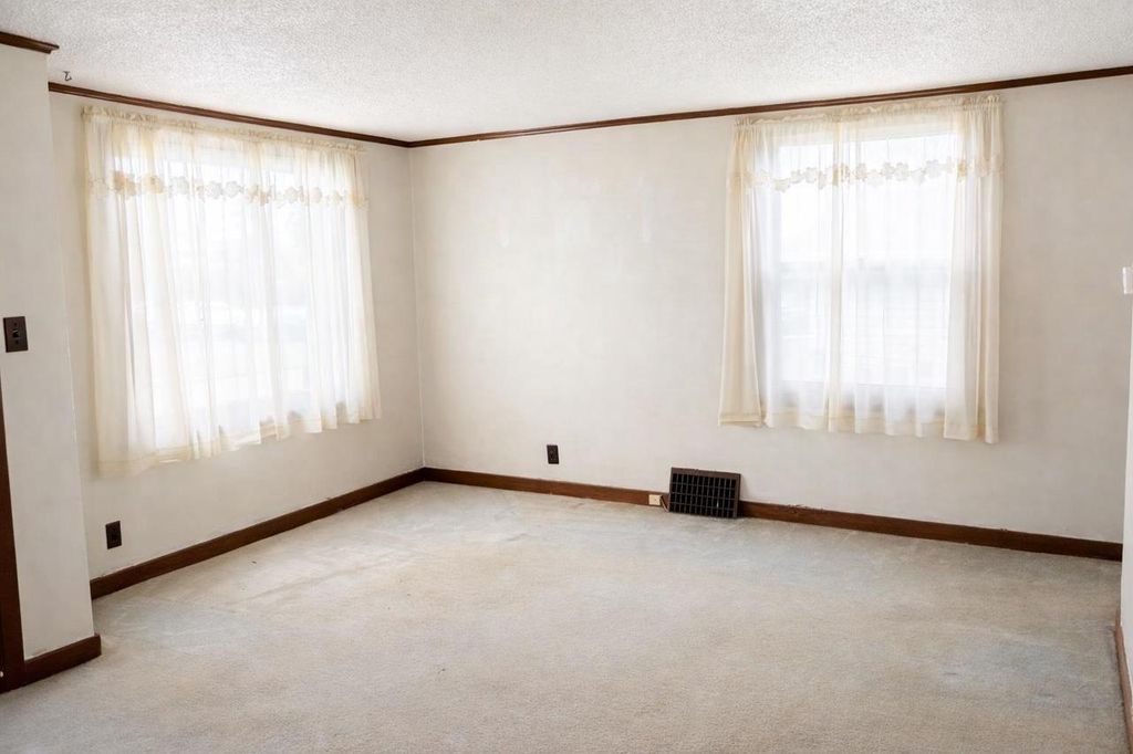 Photo of 109 E 11th STREET, Kaukauna, WI 54130 (MLS # 50323879)