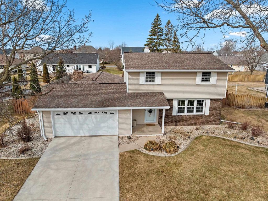 Photo of 762 St Josephs STREET, De Pere, WI 54115 (MLS # 50322333)