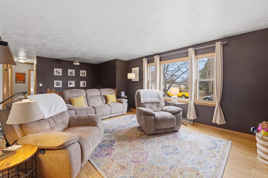 Photo of 626 Vine STREET, Fond Du Lac, WI 54935 (MLS # 1953784)