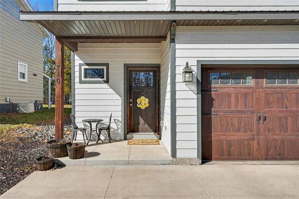 Photo of 710 Mt Nemo AVENUE, Eau Claire, WI 54703 (MLS # 1599262)