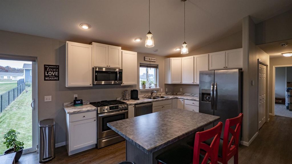 Photo of 1545 Webster WAY, Waupaca, WI 54981 (MLS # 50317896)