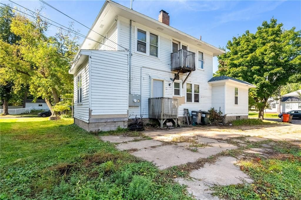 Photo of 521 2nd AVENUE, Eau Claire, WI 54703 (MLS # 1596407)