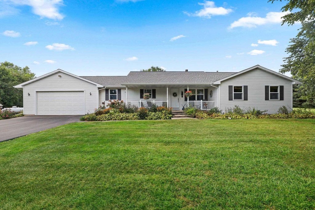 Photo of N831 Rabbit ROAD, Fremont, WI 54940 (MLS # 50332040)