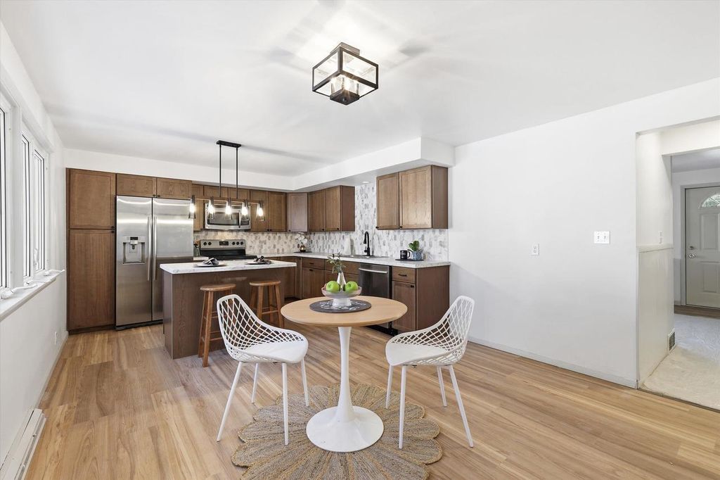 Photo of 1237 E Calumet STREET, Appleton, WI 54915 (MLS # 50321030)