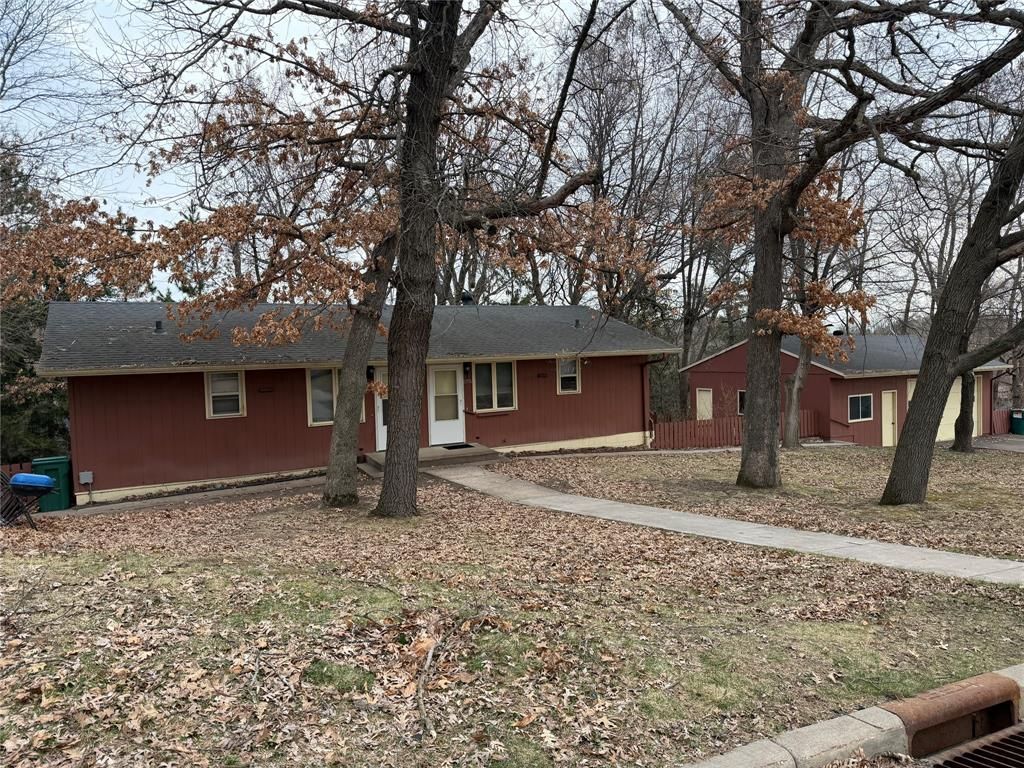 Photo of 2724 Somona PARKWAY #1&amp;2, Eau Claire, WI 54703 (MLS # 1599526)