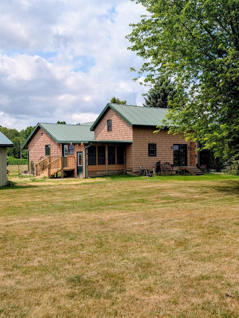 Photo of N4027 Twin Lakes LANE, Eden, WI 53019 (MLS # 2028588)