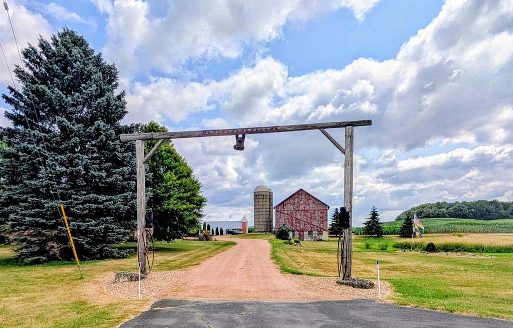 Photo of N4027 Twin Lakes LANE, Eden, WI 53019 (MLS # 2028588)