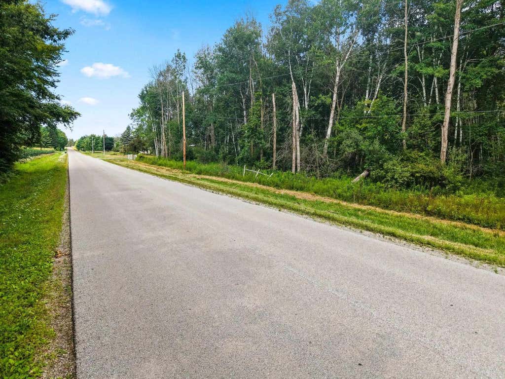 Photo of 3610 Shady LANE, Suamico, WI 54313 (MLS # 50330779)