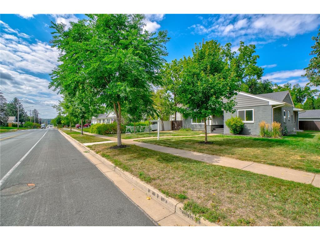 Photo of 615 Vine STREET, Hudson, WI 54016 (MLS # 7105490)