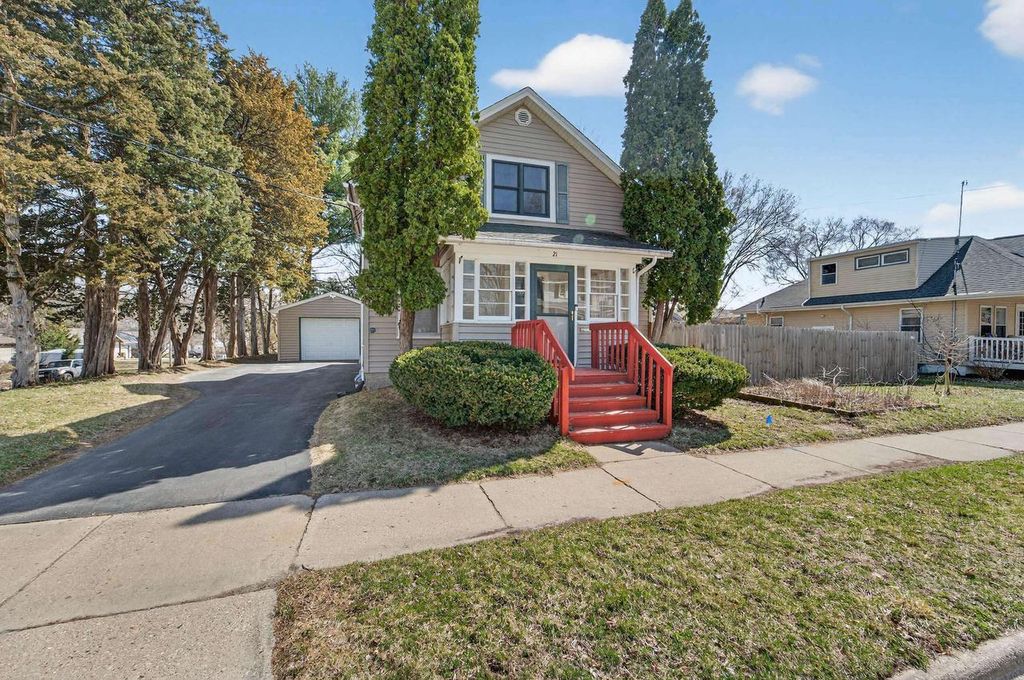Photo of 21 Powers AVENUE, Madison, WI 53714 (MLS # 2019320)