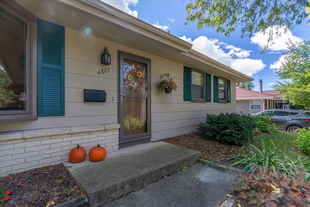 Photo of 210 S Oak STREET, Crivitz, WI 54114 (MLS # 1944313)