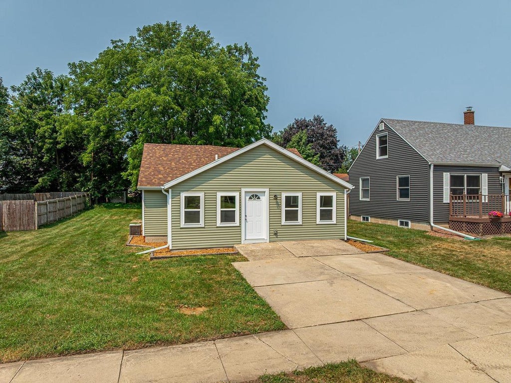 2313 15th Avenue, Monroe, WI 53566 | MLS 716067024200 | Listing ...
