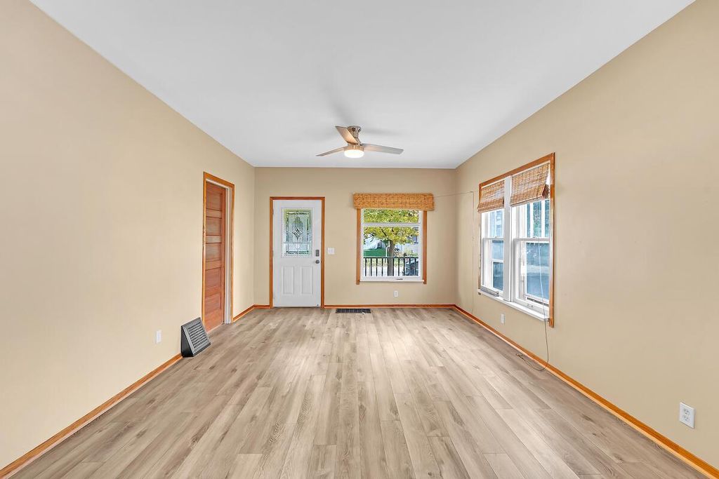 Photo of 1718 Flett AVENUE, Racine, WI 53405 (MLS # 1942238)