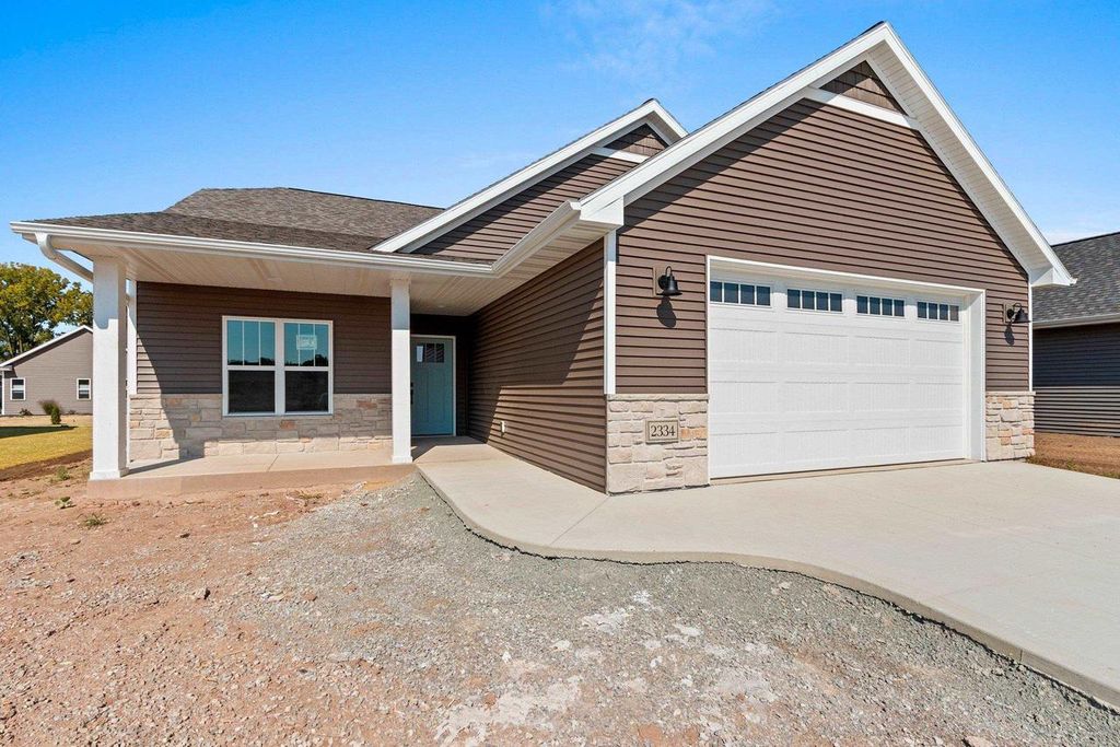 Photo of 2334 Whispering Wind LANE, Howard, WI 54303 (MLS # 50319669)
