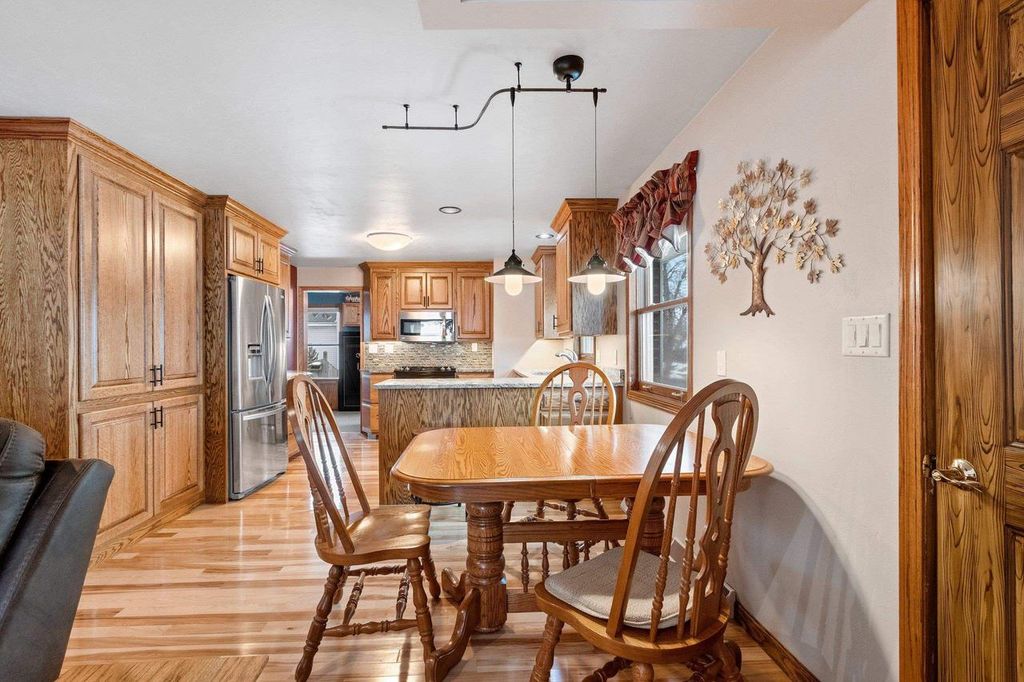 Photo of 1035 E Kimberly AVENUE, Kimberly, WI 54136 (MLS # 50320958)