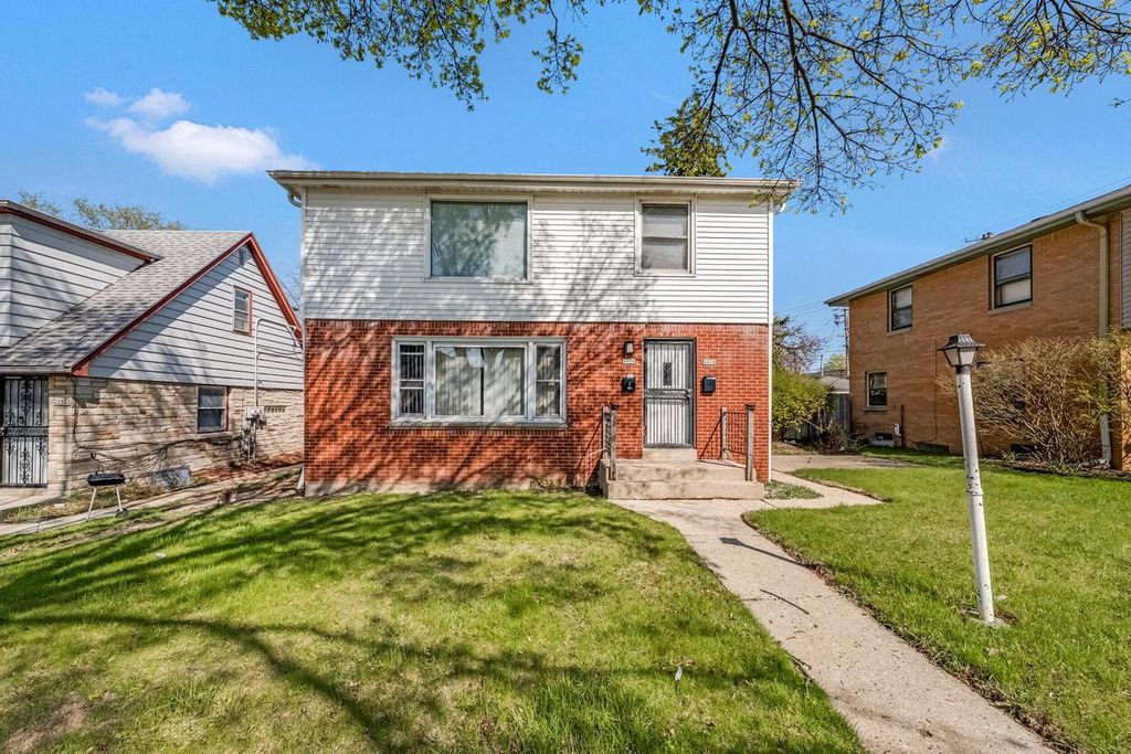 Photo of 4028 N 69th STREET #4030, Milwaukee, WI 53216 (MLS # 1959177)