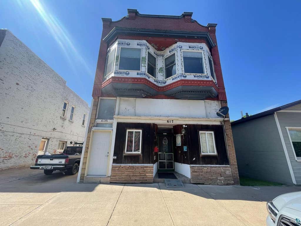 Photo of 617 Main St E St, Ashland, WI 54806 (MLS # 6127124)