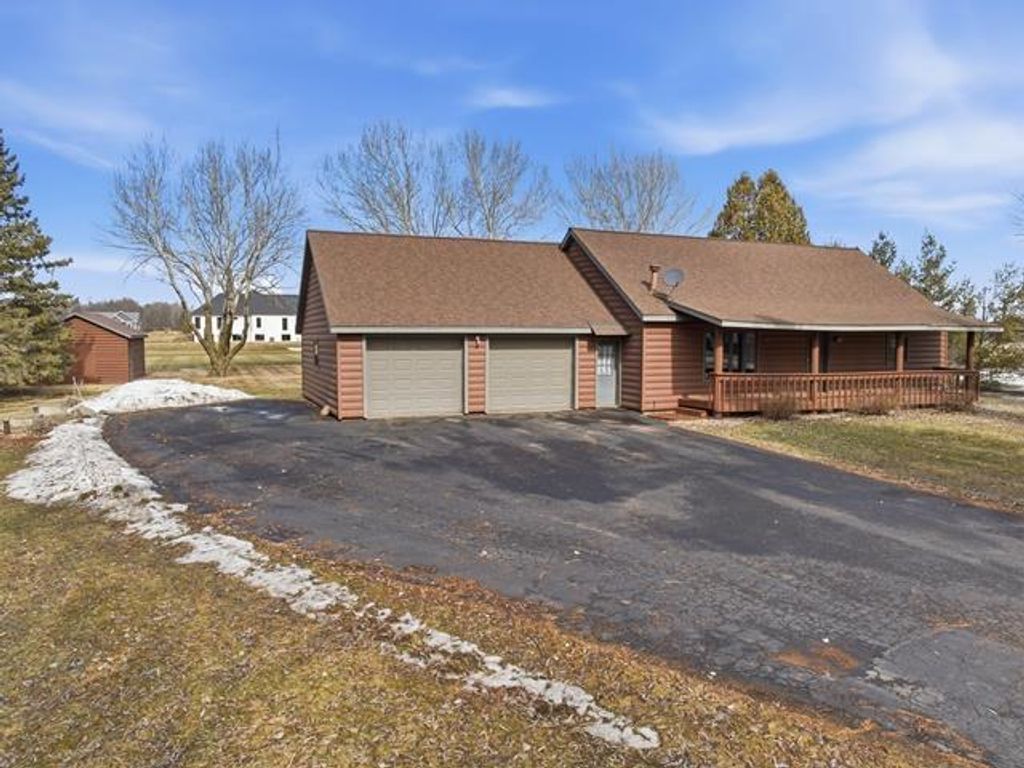 Photo of 9934 W Ives STREET, Marshfield, WI 54449 (MLS # 22600918)
