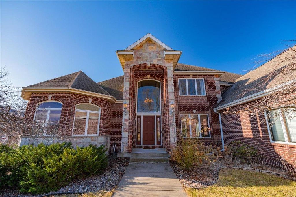 Photo of 8705 Fairway Oaks DRIVE, Verona, WI 53593 (MLS # 2011442)