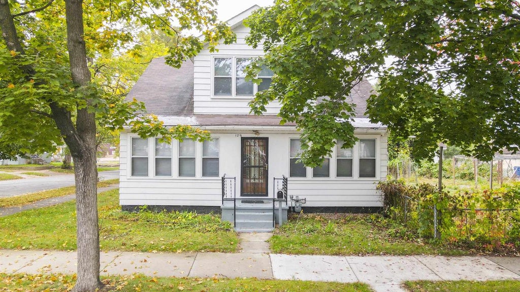 Photo of 129 N 2nd STREET, Wausau, WI 54401 (MLS # 22604920)