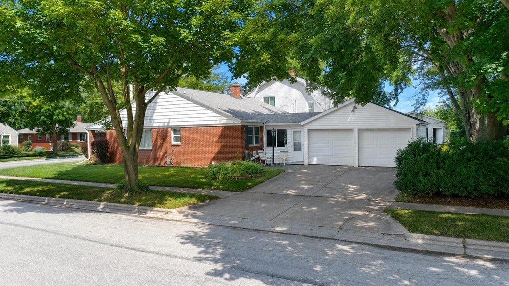 Photo of 349 Abrams STREET, Green Bay, WI 54302 (MLS # 50331557)