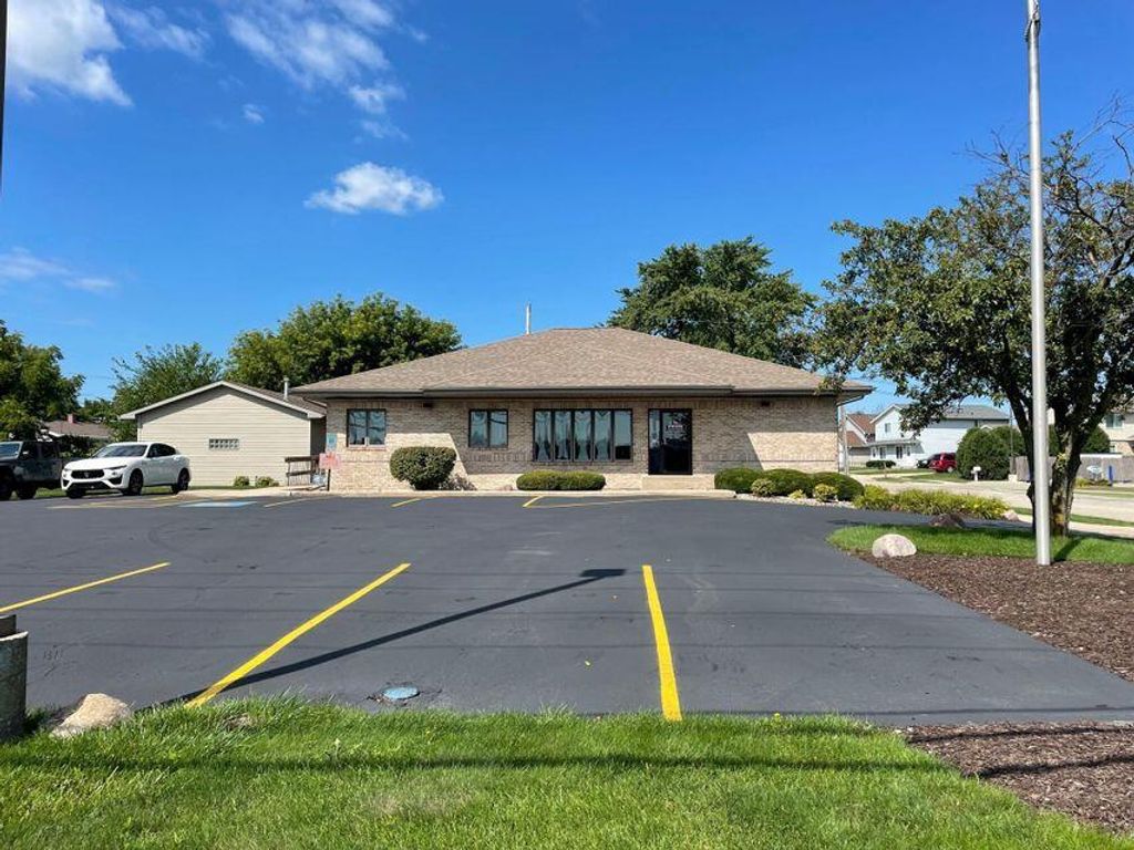 Photo of 5300 Green Bay ROAD #Office 2, Kenosha, WI 53144 (MLS # 1944412)